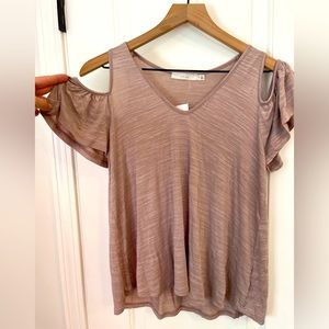 Lush Off Shoulder sleeve breezy, mauve blouse NWT